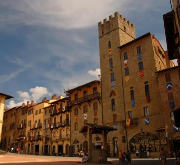 Piccolo Garibaldi Appartamento Arezzo Exterior photo